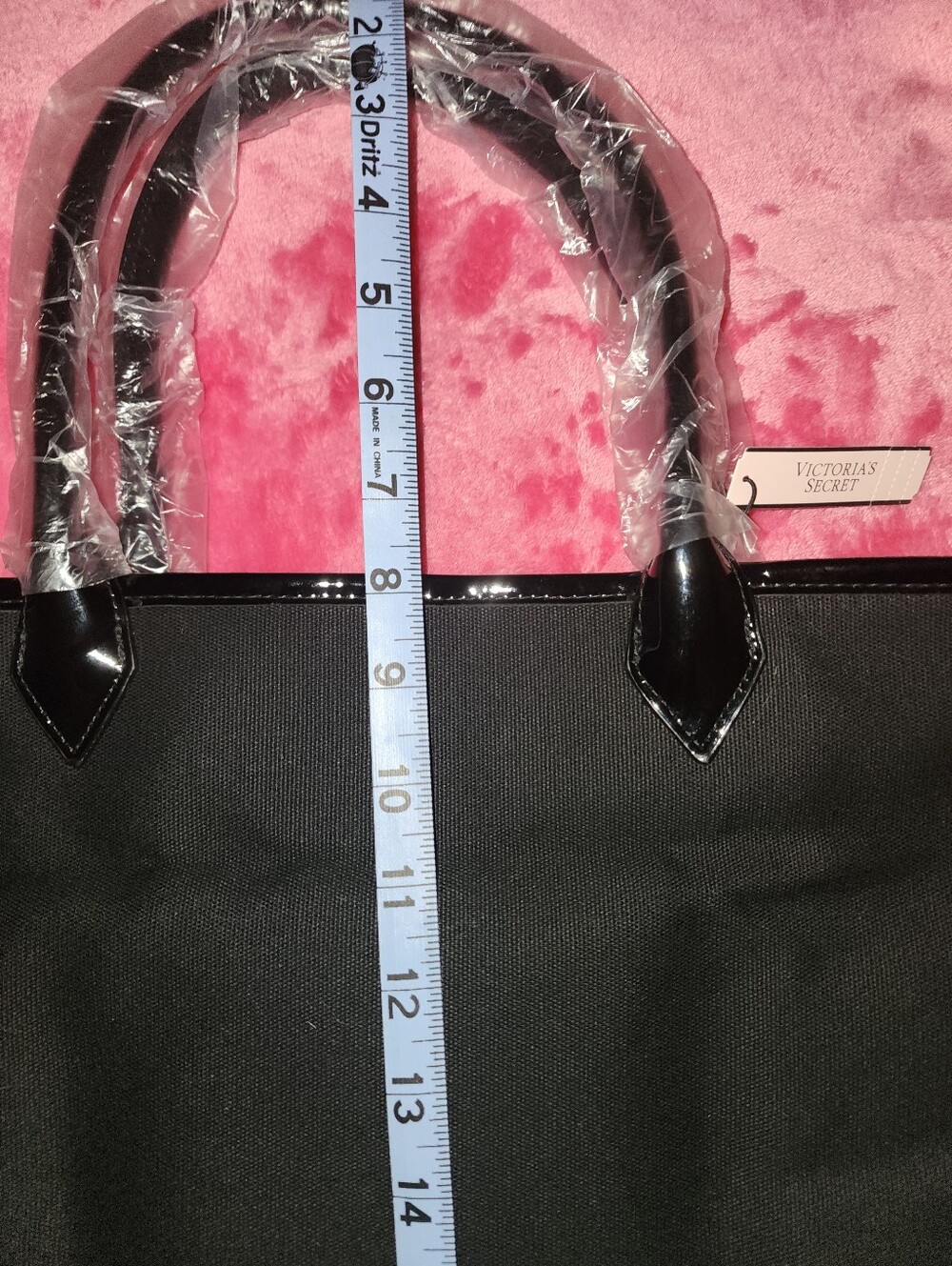 ✨️NWT Stunning VICTORIA SECRET TOTE BAG/ Beautiful Sprakling Gold/ Black ✨️ - Picture 7 of 16